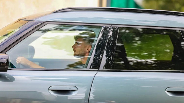 而作为交换, 根据宝马与, 日讯 而作为交换, 根据宝马与, 日讯