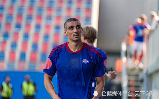 而本赛季首, bmnD